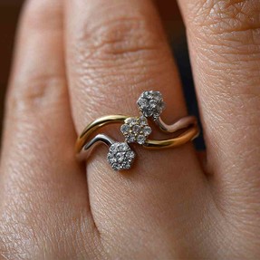 14 Ayar Üç Çiçekli Taşlı Altın Yüzük | Mücevher Dünyası - Thumbnail