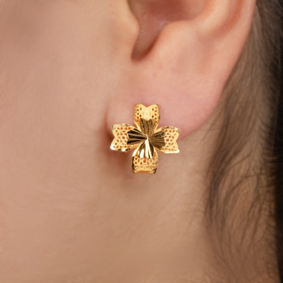Mücevher Dünyası - 22 Ayar Altın Çiçek Desenli Küpe - 3,63 Gr.