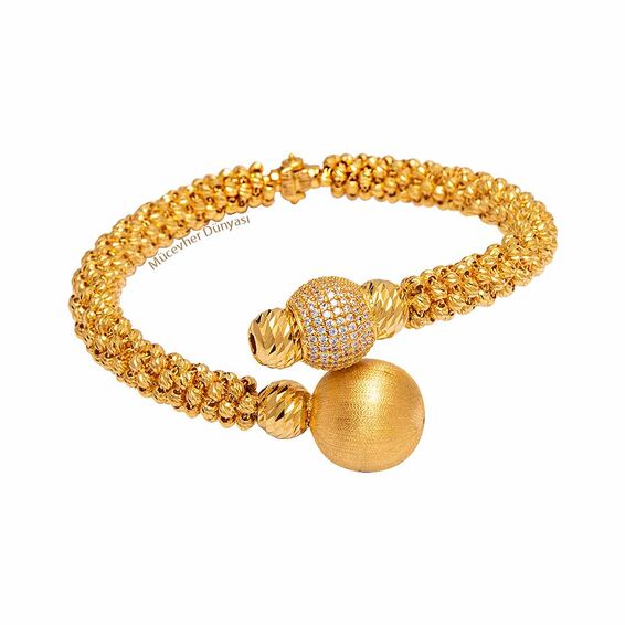 Mücevher Dünyası - 22 Ayar Dorika Toplu Taşlı Tasarım Altın Kelepçe - 37,83 Gr.