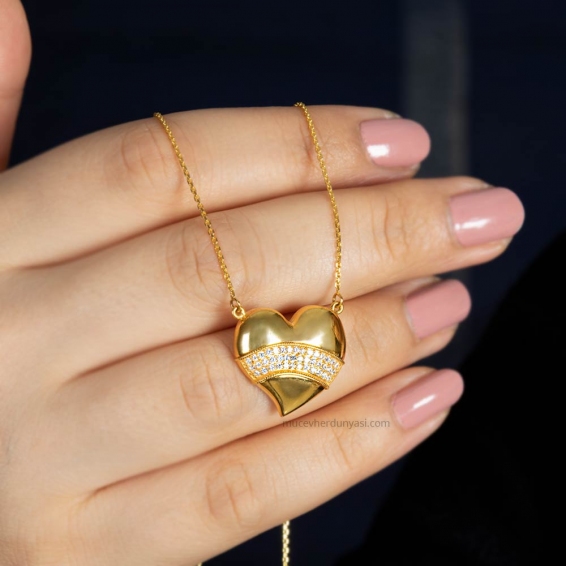 Mücevher Dünyası - 22 Ayar Taşlı Kalp Tasarım Altın Kolye - 5,95 Gr.