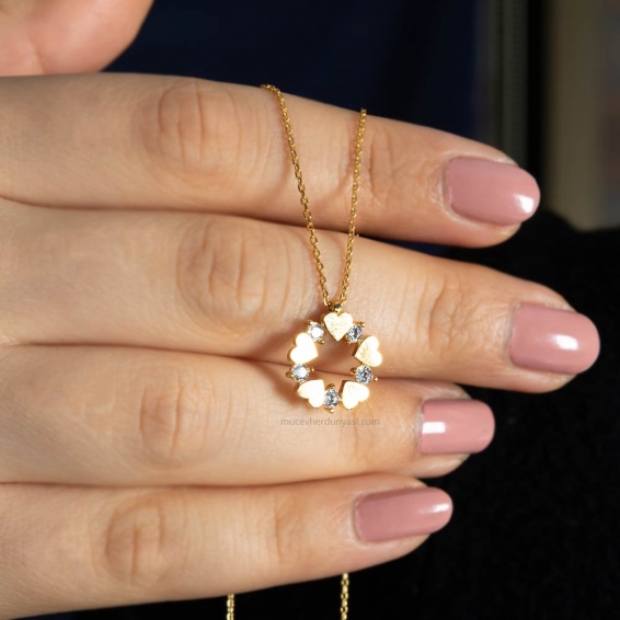 Mücevher Dünyası - 22 Ayar Taşlı Kalpli Altın Kolye - 3,34 Gr.